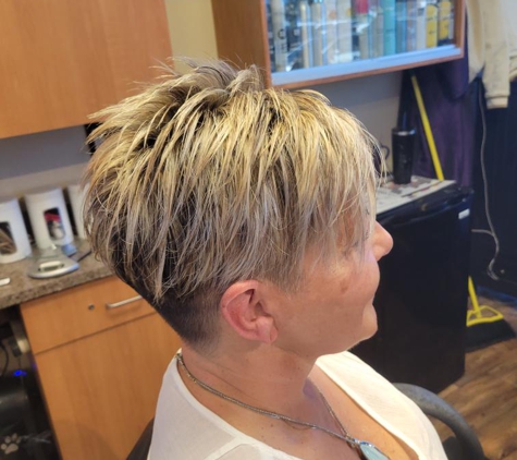 Elite Hair Studios - Overland Park, KS