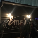 Emo's