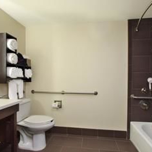 Hampton Inn & Suites Columbus-Downtown - Columbus, OH