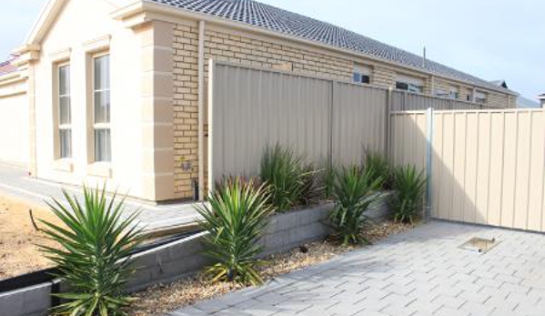 Creative Sleepers - Lonsdale, SA