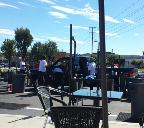 Checkered Flag Hand Car Wash - Lake Forest, CA