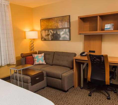 TownePlace Suites Erie - Erie, PA