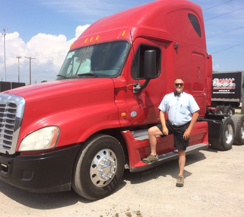 Lyons Truck & Trailer Inc - Indianapolis, IN