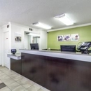 Studio 6 - Hotels
