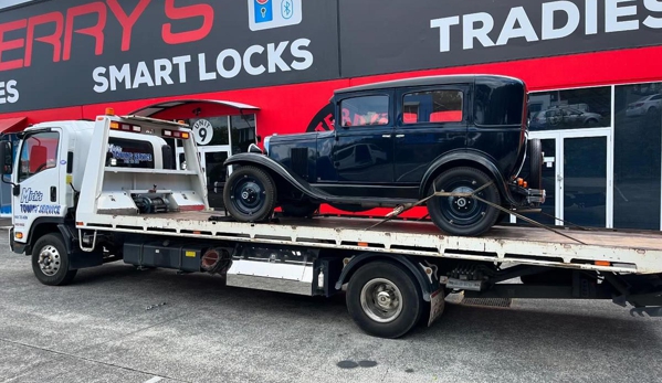 Mick's Towing Service - Carrara, QLD