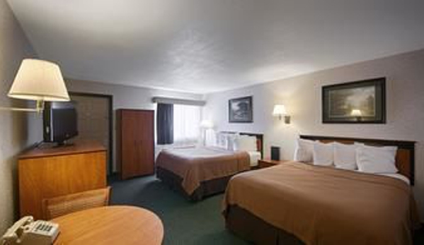 Best Western West Hills Inn - Chadron, NE