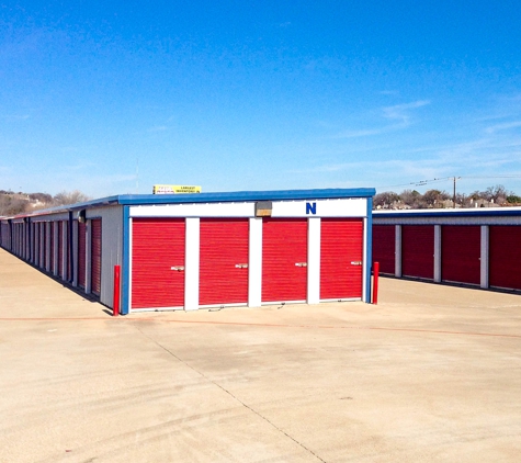 American Mini Storage - Arlington, TX