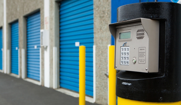 Security Public Storage- Daly City 1 - Hyde - Daly City, CA. Automated entry