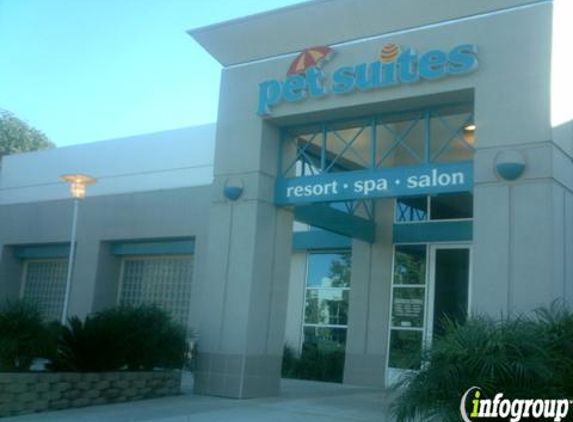 Pet Suites - Aliso Viejo, CA