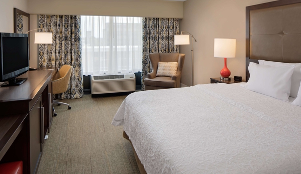 Hampton Inn Louisville Downtown - Louisville, KY