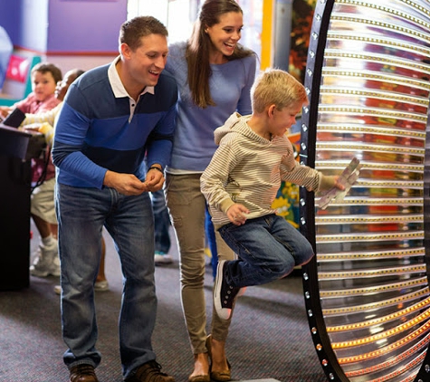 Chuck E. Cheese's - Pinole, CA