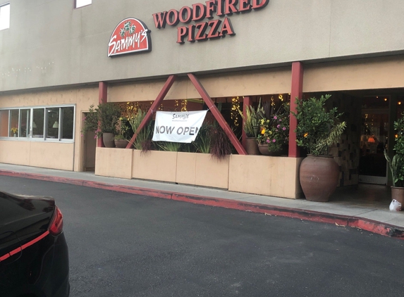 Sammy's Woodfired Pizza - La Mesa, CA