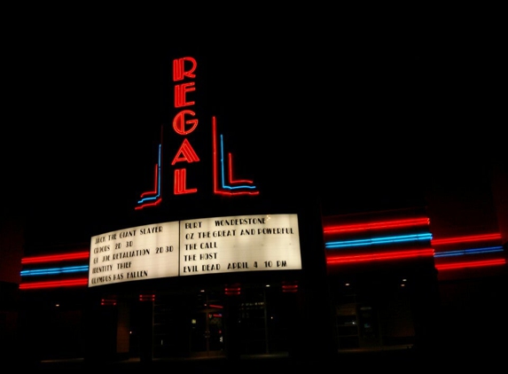 Regal Cinemas Tall Firs 10 - Bonney Lake, WA