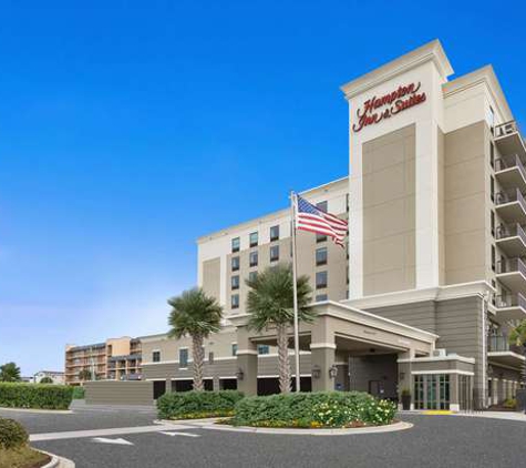 Hampton Inn & Suites Carolina Beach Oceanfront - Carolina Beach, NC