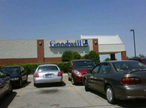 Goodwill Stores - Naperville, IL