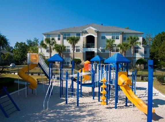 Willow Lake Apartments - Apopka, FL