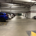 LAZ Parking - Met Park East