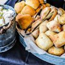 Holston's Catering - Caterers
