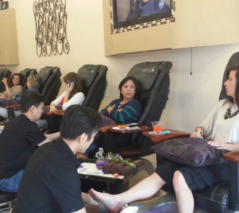 Diva Nails & Spa - Flower Mound, TX