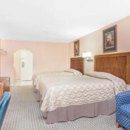 Super 8 by Wyndham San Angelo - Motels