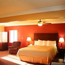 Pacific Inn & Suites - Lodging
