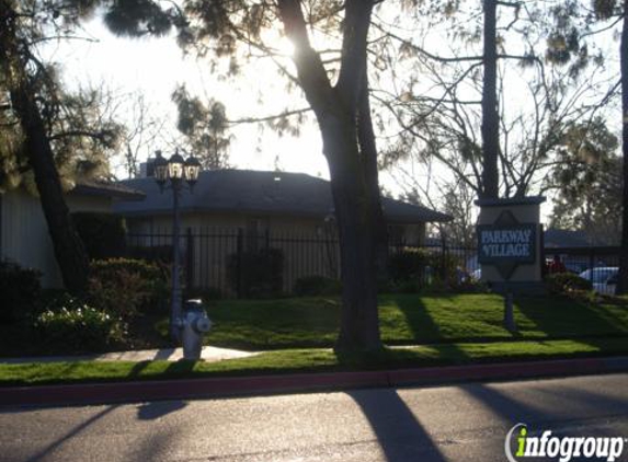 Parkway Village Apartments - Fresno, CA