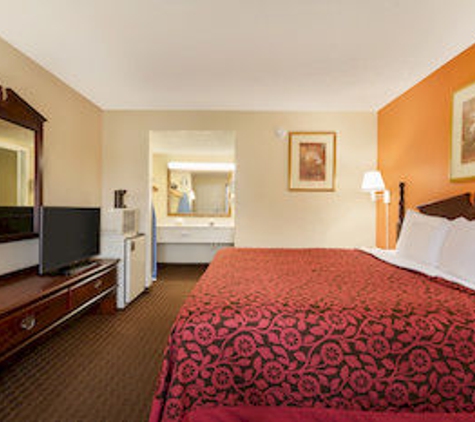 Days Inn by Wyndham Atlanta Stone Mountain - Stone Mountain, GA