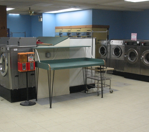 Super Clean Laundromat - Dracut, MA