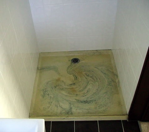 Ultraglaze Bath Resurfacing Process - Fyshwick, ACT. Before