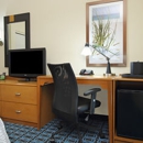 Fairfield Inn & Suites - Hotels