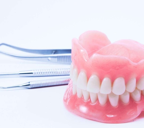 Dell Christie Denture Clinic - Blaxland, NSW