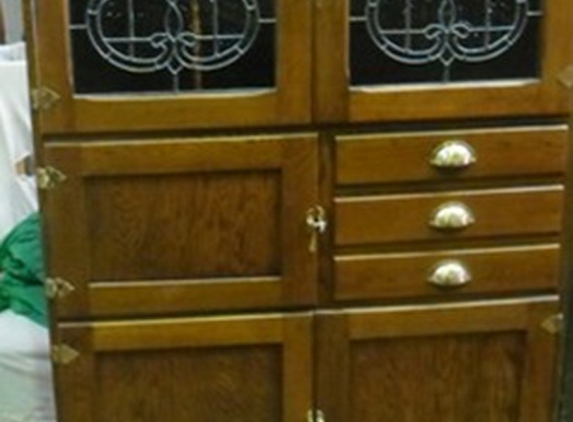 Robinson's Furniture Restorations - Forster, NSW