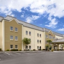 Comfort Suites at the University - Motels