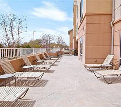 Fairfield Inn & Suites - Edmond, OK