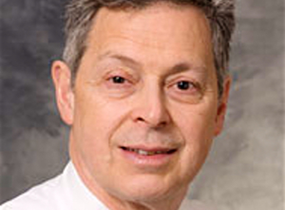 Walter L Longo, MD - Madison, WI