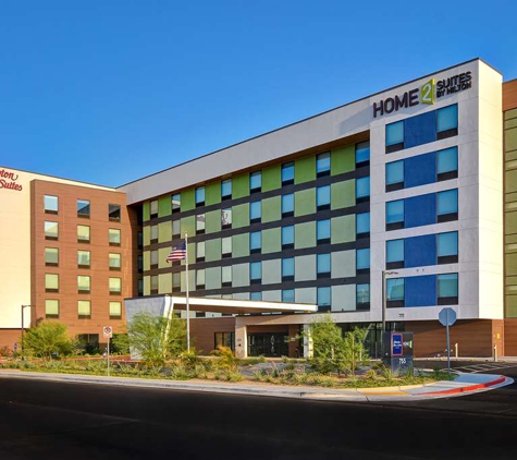 Hampton Inn & Suites Las Vegas Convention Center - Las Vegas, NV