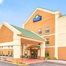 Days Inn & Suites by Wyndham Harvey / Chicago Southland - Motels