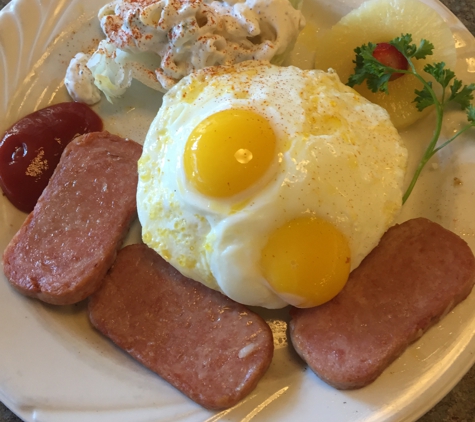 Pegs Glorified Ham N Eggs - Roseville, CA. From their Hawaiian section of the menu. Yummy!