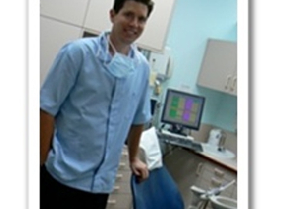 Ben Swindley Dental - Mermaid Waters, QLD