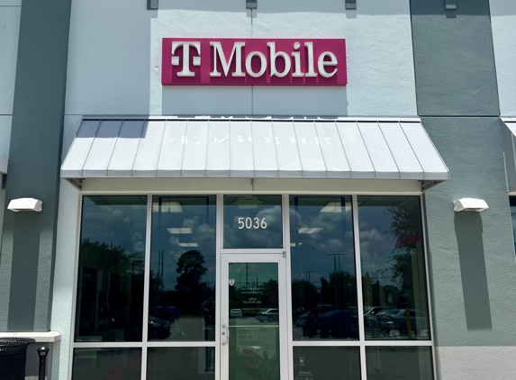 T-Mobile - Apollo Beach, FL