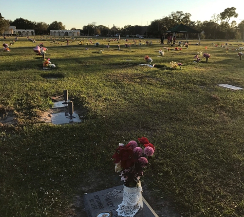 Royal Palm Cemetery - Saint Petersburg, FL