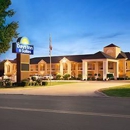 Days Inn & Suites by Wyndham Stuttgart - Hotels