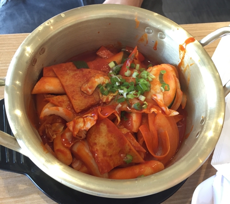 Big Rice Korean Cuisine - Temple City, CA. Toppling