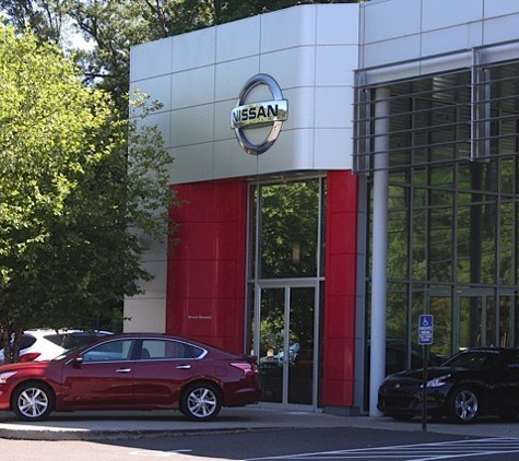 Bruce Bennett Nissan - Wilton, CT