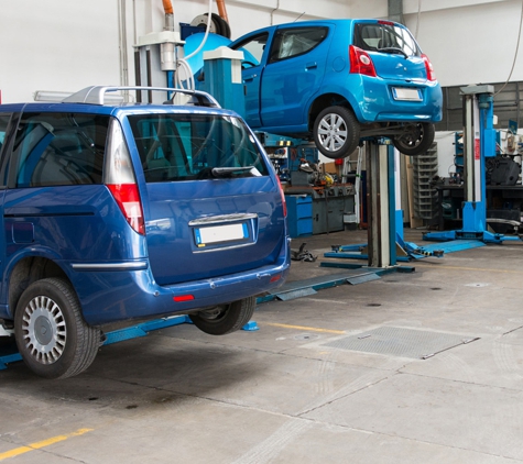 Centreline Smash Repairs Pty Ltd - Revesby, NSW