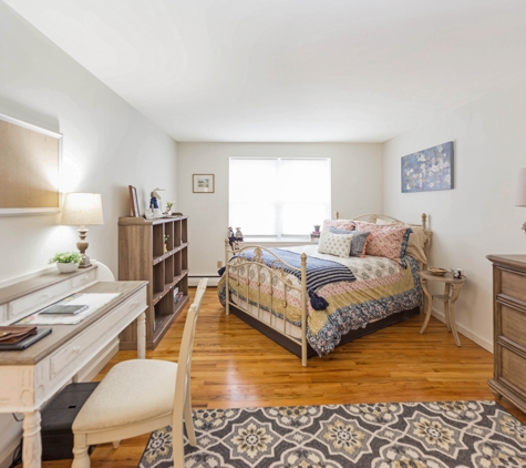 Eli Whitney Apartments - New Haven, CT