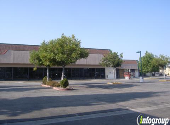 DD's Discounts - South Gate, CA