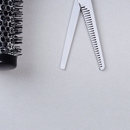 Devine Design Hair Studio - Beauty Salons