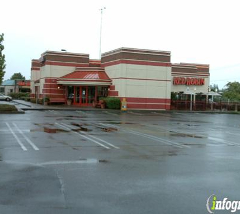 Red Robin Gourmet Burgers - Hillsboro, OR