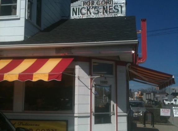 Nick's Nest - Holyoke, MA